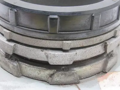 OZ/Gedney 4" Insulated Rigid Conduit Box Connector W/ Mounting Plate