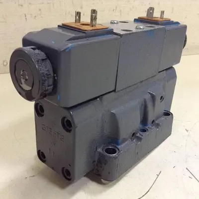 USED VICKERS DG4V-3-6C-M-U-HL7-60-B13