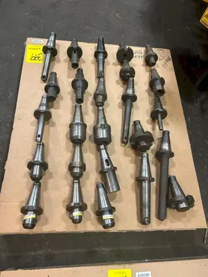 40 NMTB TAPER MILLING TOOLS & TOOL HOLDERS: STOCK #22997