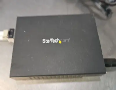 Startech MCM1110MMLC Gigabit Ethernet Fiber Media Converter W/ Control loc4C4