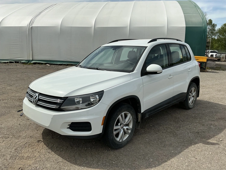 Used 2016 VOLKSWAGEN TIGUAN Vans Michigan US | Miedema Asset Management Group #1187045