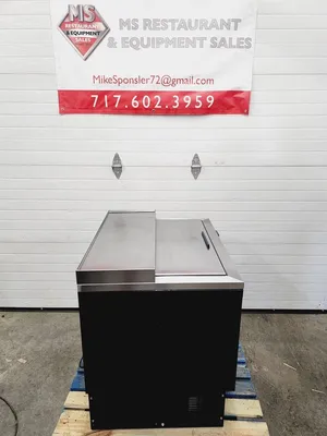 Beverage Air SF34HC-B Horizontal Bottle Cooler SF34HC Shallow Well