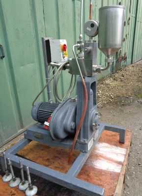 45 LPH APV Manton Gaulin S/S Single Head Homogeniser 15M