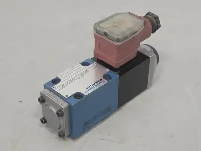 NEW REXROTH 3WE6A9-51/BG24NZ55L