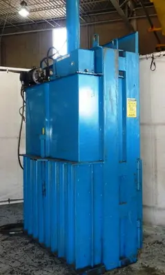 ADVANCED RECYCLING MODEL BR-9000 VERTICAL HYDRAULIC BALER