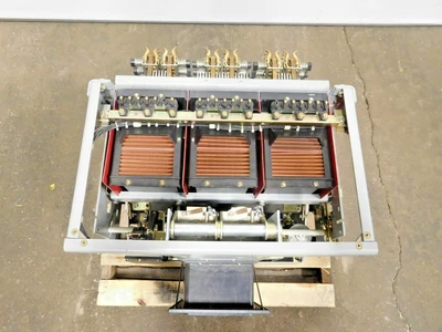 Used GE AKR-7F-100 Circuit Breakers Ohio US | Equipment Recovery Corp. #1329731