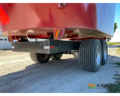 Used CLOVERDALE _UNKNOWN_ Feeder Wagons Iowa US | Keast Enterprises #1360075