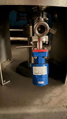 2004 J.B.MICHIELS(BIOENGINEERING) 5 Gallon Kettle Alloy Atmos & Press Reactor (0-499 Gal) | Perry Equipment (5)