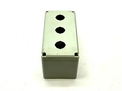 Q3PBPCDM | Hoffman  QLine D Pushbutton Type Enclosure 3PB x 22.5mm - Used