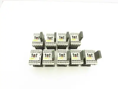 Siemens 3RH1122-2BB40 Auxiliary Contactor 600VAC 10A Lot Of 9