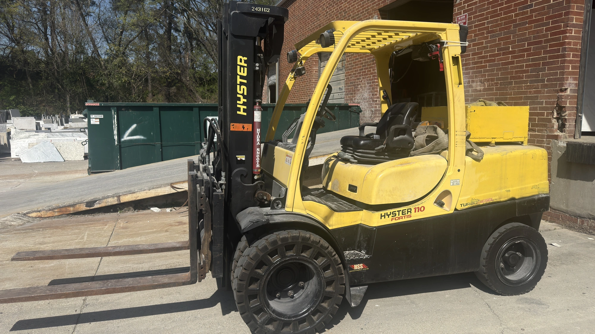 USED 2014 HYSTER H110FT