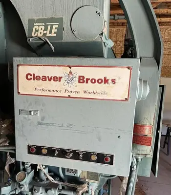 USED 2002 CLEAVER BROOKS CB200
