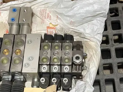 Hydraulic Valve Bank