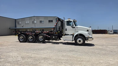 New | in-Stock 2026 INTERNATIONAL HX Conventional trucks Texas US | Roll Off Truck World #1491826