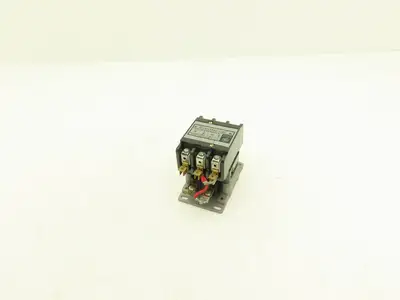 GE General Electric CR161FBG520A1AH Contactor 3-Pole 35A 120V Coil
