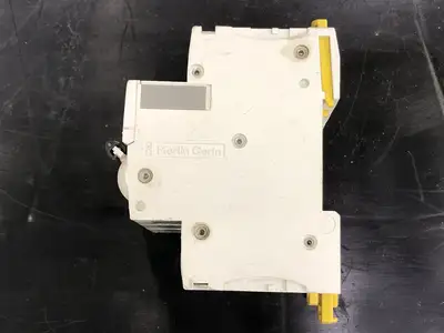 USED SCHNEIDER ELECTRIC IC65N D25A