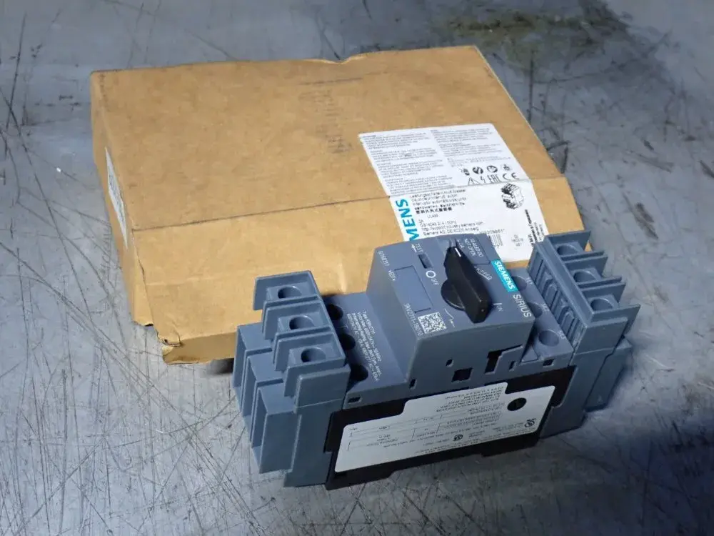 USED SIEMENS 3RV27111BD10