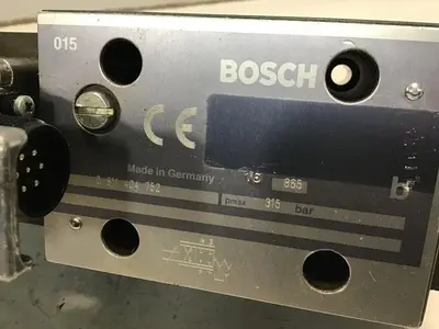 USED BOSCH 0 811 404 752