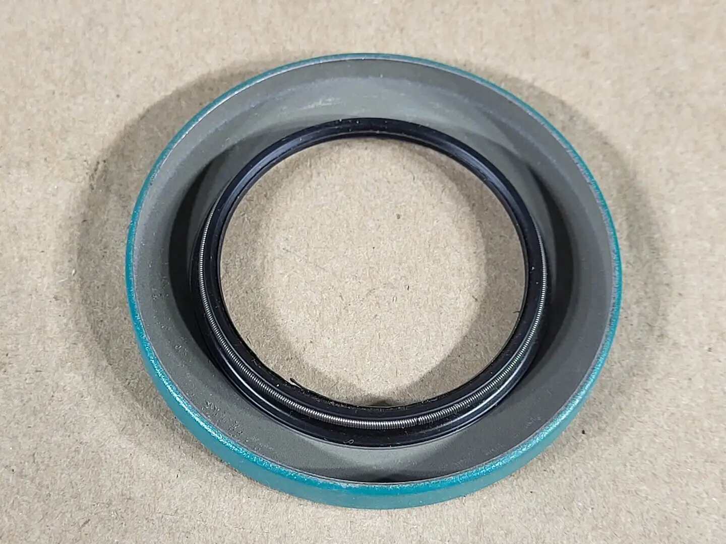 NEW SKF 18733