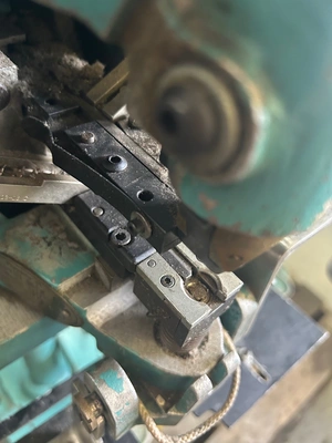 Scovill Fasteners GE Automatic Snap Button Attaching Machine Press