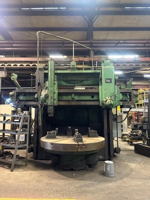 90" CINCINNATI HYPRO Vertical Turret Lathe