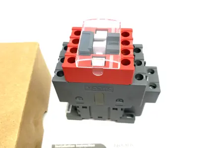 New | in-Stock Noark Safety IEC Contactor, 12A 3-Pole 24VDC, 1322003 PLC Contactors Michigan US | Maverick Industrial Sales #1514640