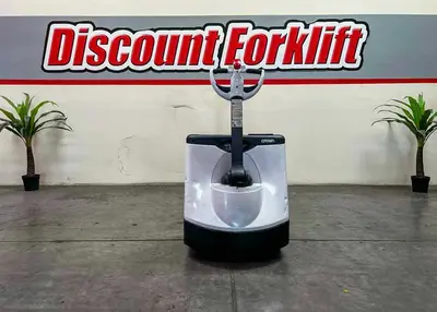 USED 2014 CROWN WP-3035-45