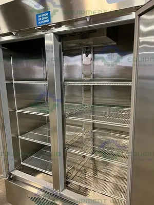 USED VWR GTVWG49FSSA STAINLESS STEEL DOUBLE DOOR FREEZER -25°C 49 CU, FT.