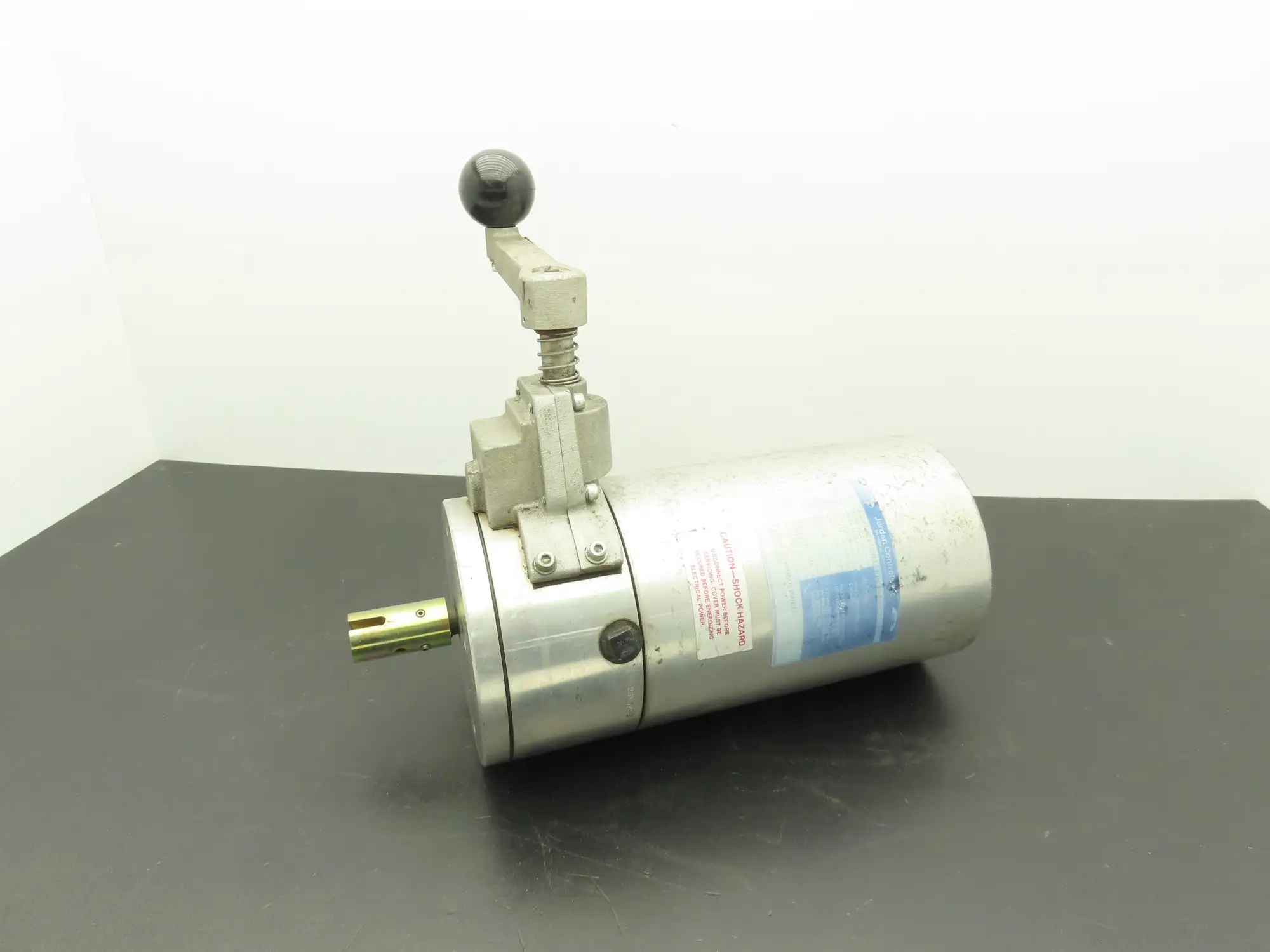 Jordan Controls SM1530A/5/400-6.5-S-FM-E-0-M-2-2 Rotary Actuator 5rpm 400 In-lb