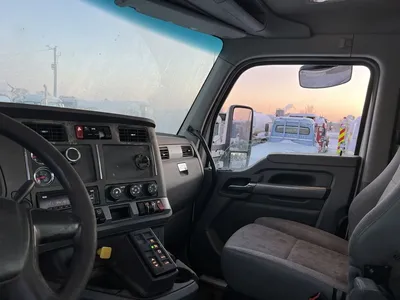 Used 2017 KENWORTH T680 TRACTOR Conventional trucks Minnesota US | Carco Truck & Equipment #1514256