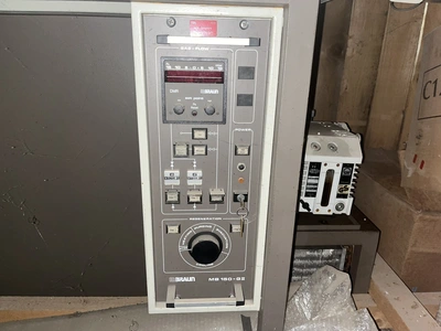 M Braun Glove Box System with Oxygen and H2O Analyzers Mb150b-G-1