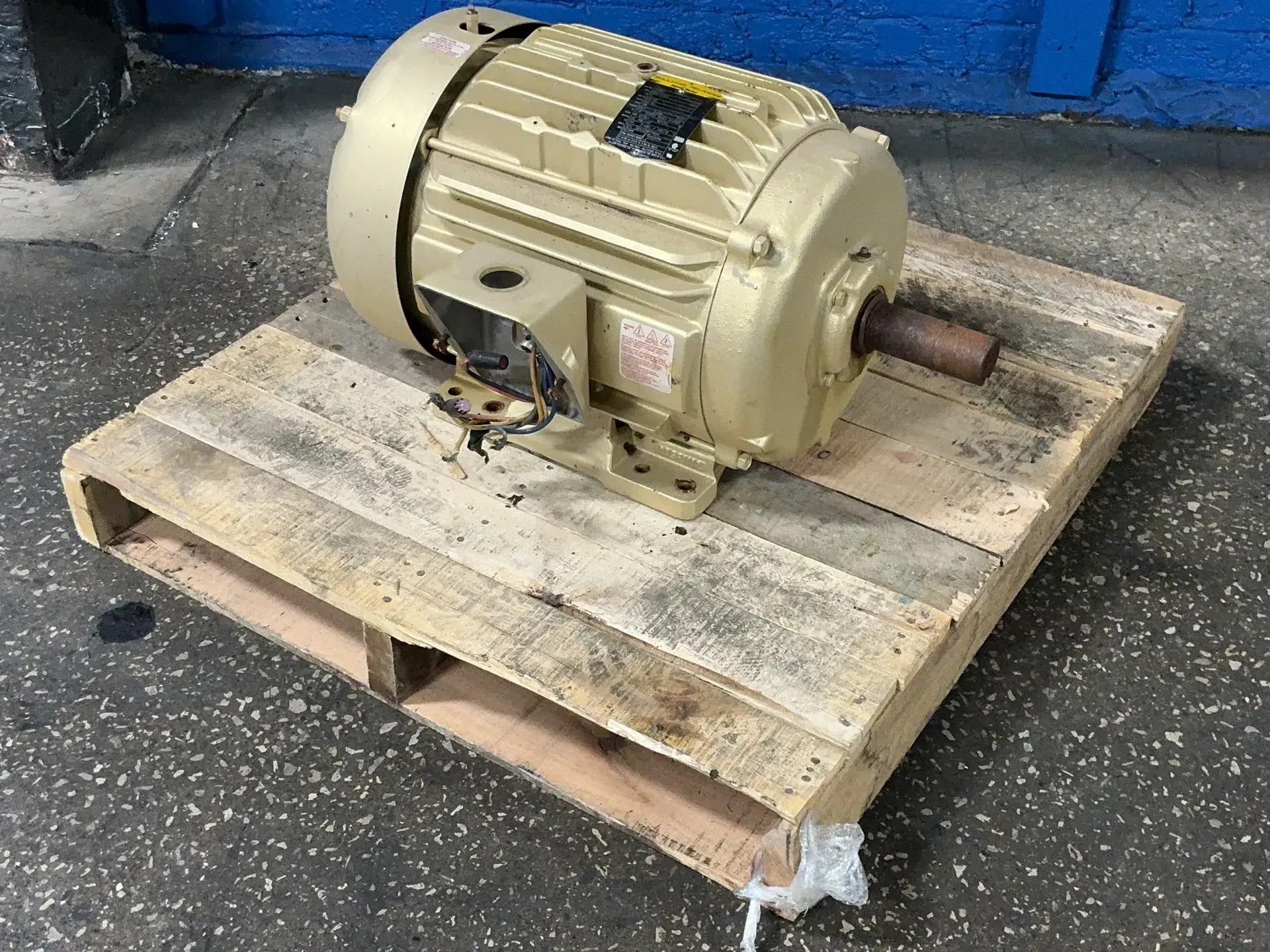 Used BALDOR EM2333T A.C. Motors Ohio US | HGR 24 #1503763