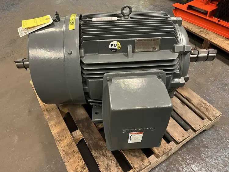 Used SIEMENS 1LE23214AC212AA3 Industrial Controls | Surplus Asset Holdings #1221577