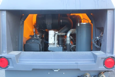 Used 2024 ATLAS COPCO XAS400-200 PACE Rotary Screw & Sliding Vane Air Compressors Pennsylvania US | National Lift Equipment #1382555