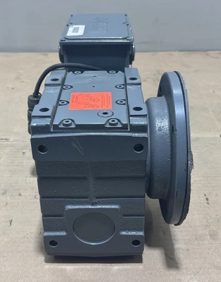 New | in-Stock LENZE GSS05-2M HAK 071C42 Motors (misc) Indiana US | J&J Industrial Supply #1418222