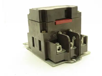 Cutler Hammer A10FN0 Size 4 Motor Starter Contactor 100Hp 600V 3PH 120V Coil