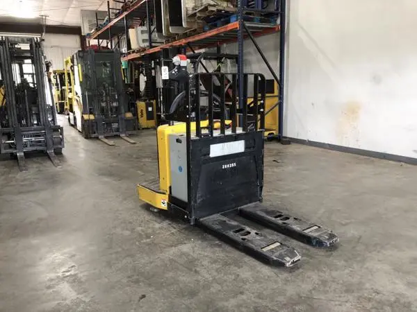 Used 2018 YALE MPE060LF Pallet Jacks | Zoom Lifts & Equipment #1182271