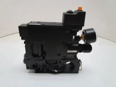 Parker Schrader Bellows AL11323BGW53L6B Pneumatic Valve Regulator 120V Solenoid