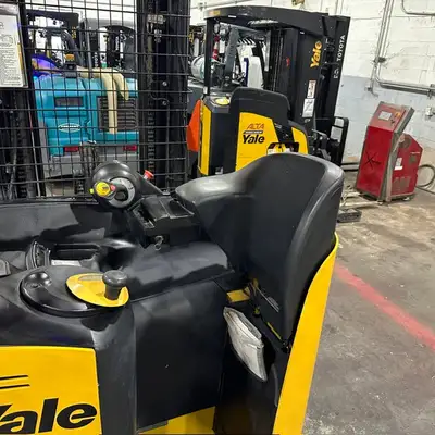 Used 2022 Yale NR045EB Reach Trucks New York US | United Lift #1516586