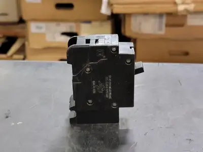 USED SQUARE D EH120