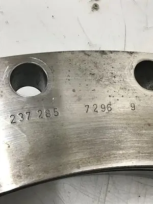 USED HUSKY 23728572969