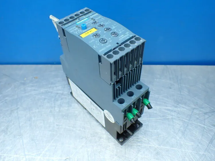 Used SIEMENS 3RW40271BB04 Starters Ohio US | HGR 24 #805551