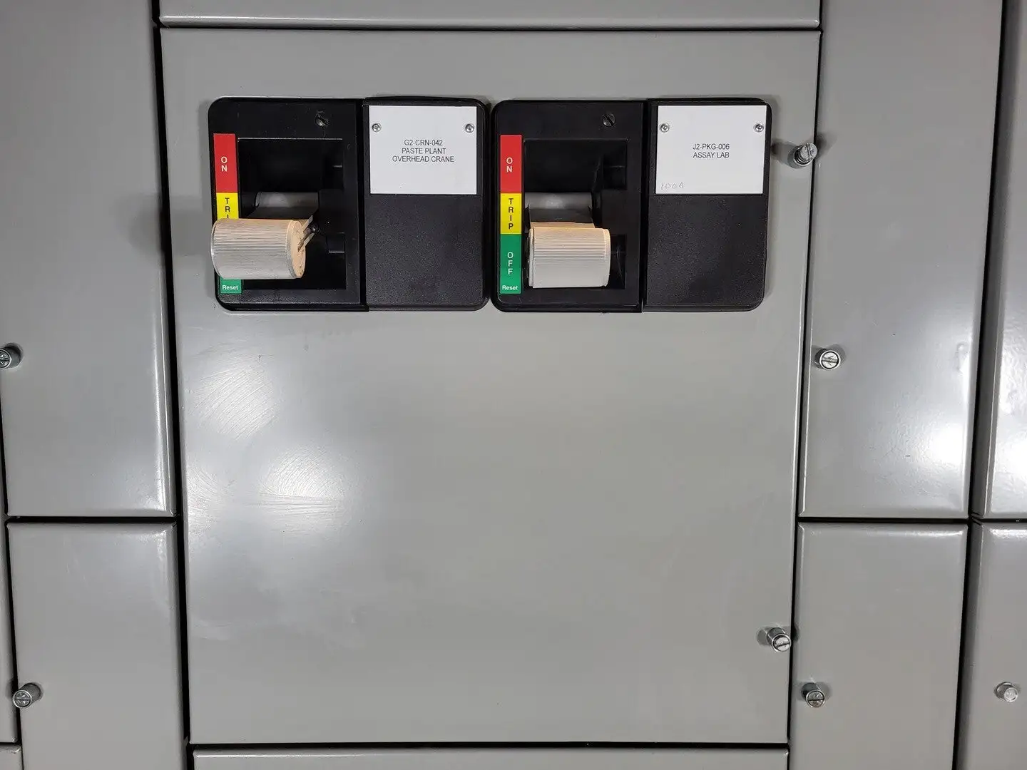 50/100 Amp Circuit Breaker HFD3050/HFD3100 Bucket for Freedom 2100 MCC Frame