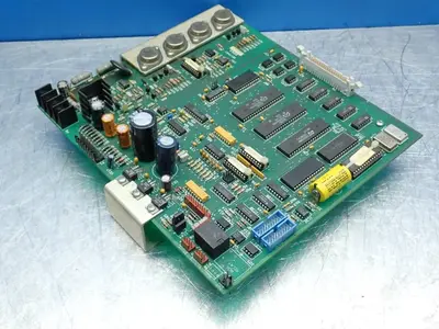 USED HAAS AUTOMATION 323051E