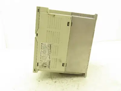 Sumitomo HF3214-3A7 VFD Inverter AC Drive 380/500V 3.7kW 5HP 3PH Missing Screw