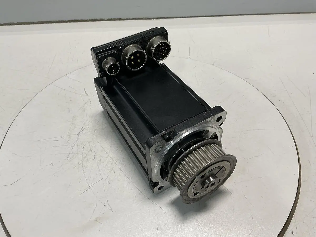 USED ALLEN BRADLEY MPL-B310P-MJ24AA