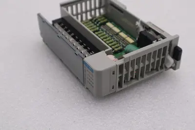 Allen-Bradley 1769-IQ16 SER A Compact I/O Module #K-655A