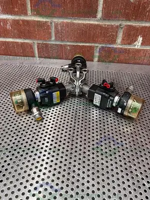 USED 3 ITT ADVANTAGE 4 WAY STAINLESS STEEL DIAPHRAGM VALVES W/ VALVE POSITIONER