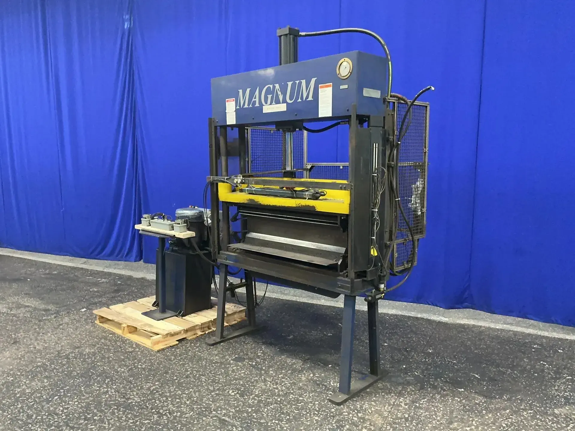 Used MAGNUM HFP15B Folding machines Ohio US | HGR 24 #1457436