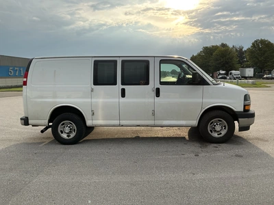 Used 2018 CHEVROLET EXPRESS G2500 Vans Michigan US | Miedema Asset Management Group #1397244